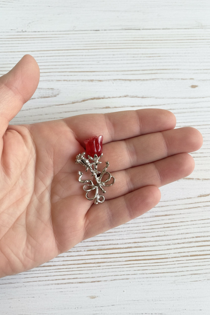 Red rose metal pendant – romantic floral charm for necklaces and jewellery making | Kingyscrafts