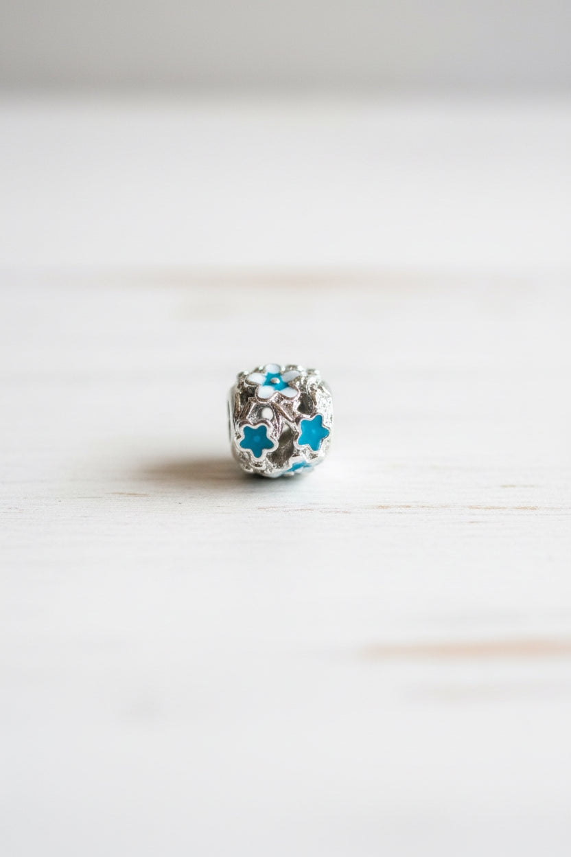 Blue flower charm for jewellery making, sold individually⠋