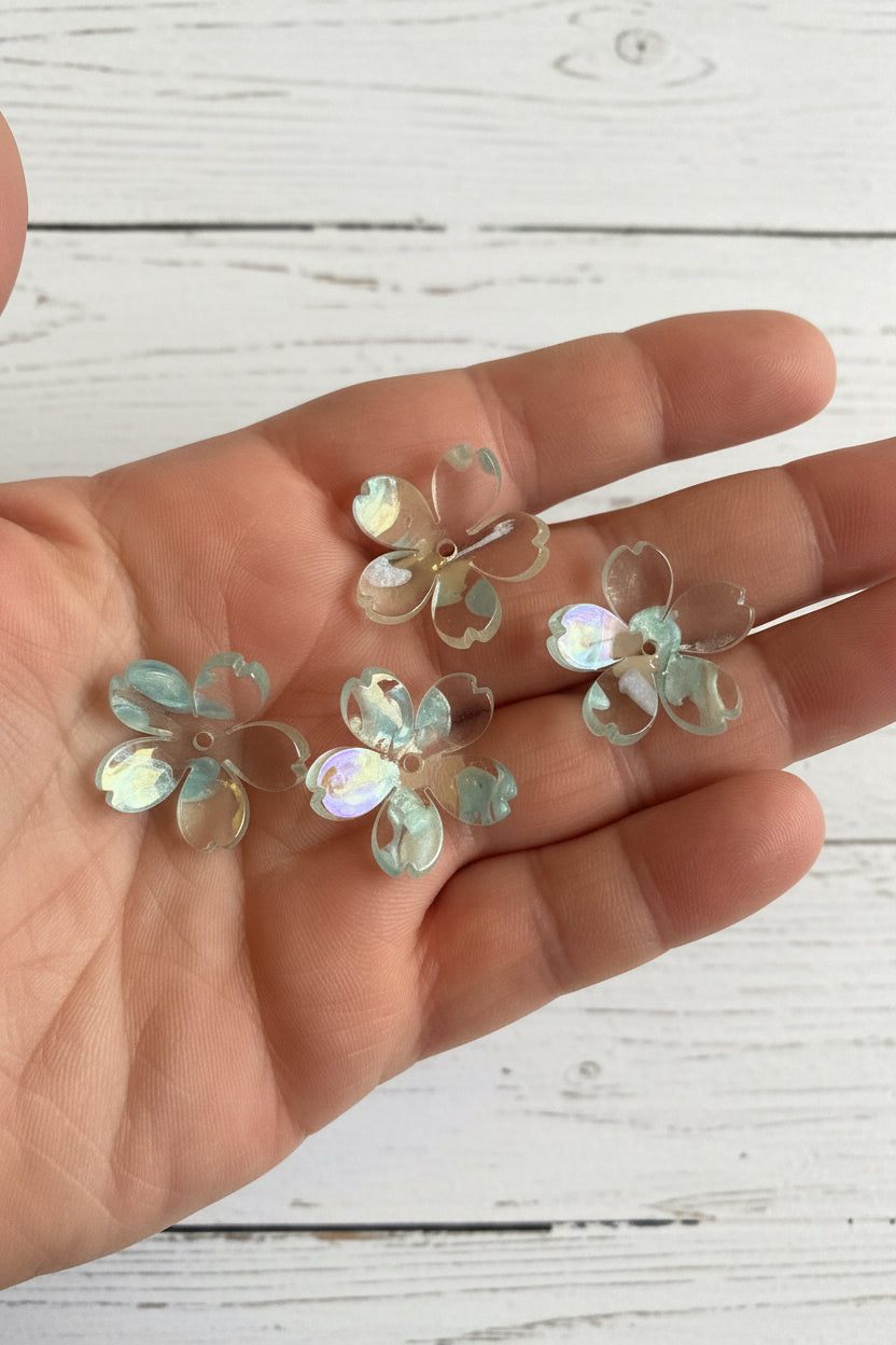 24mm acrylic clear blue flower beads pack of 10