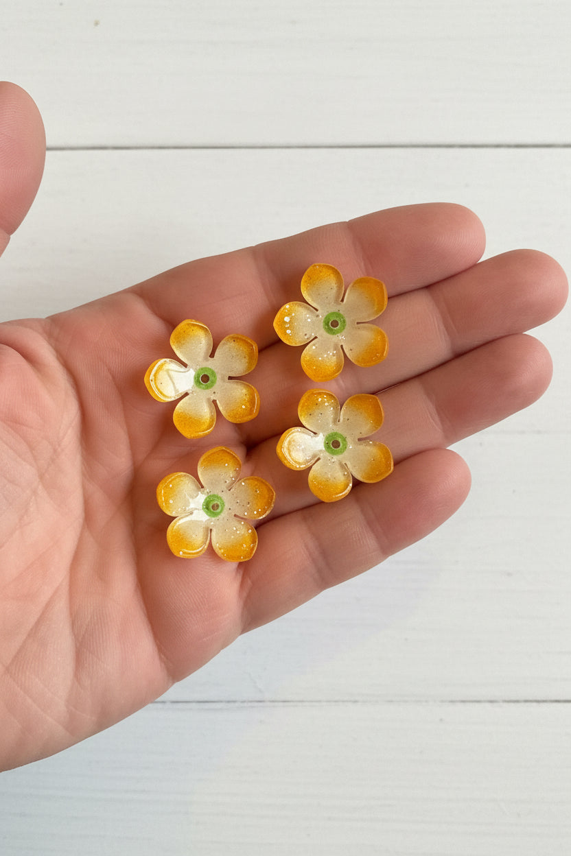 22mm acrylic flowers pack of 10