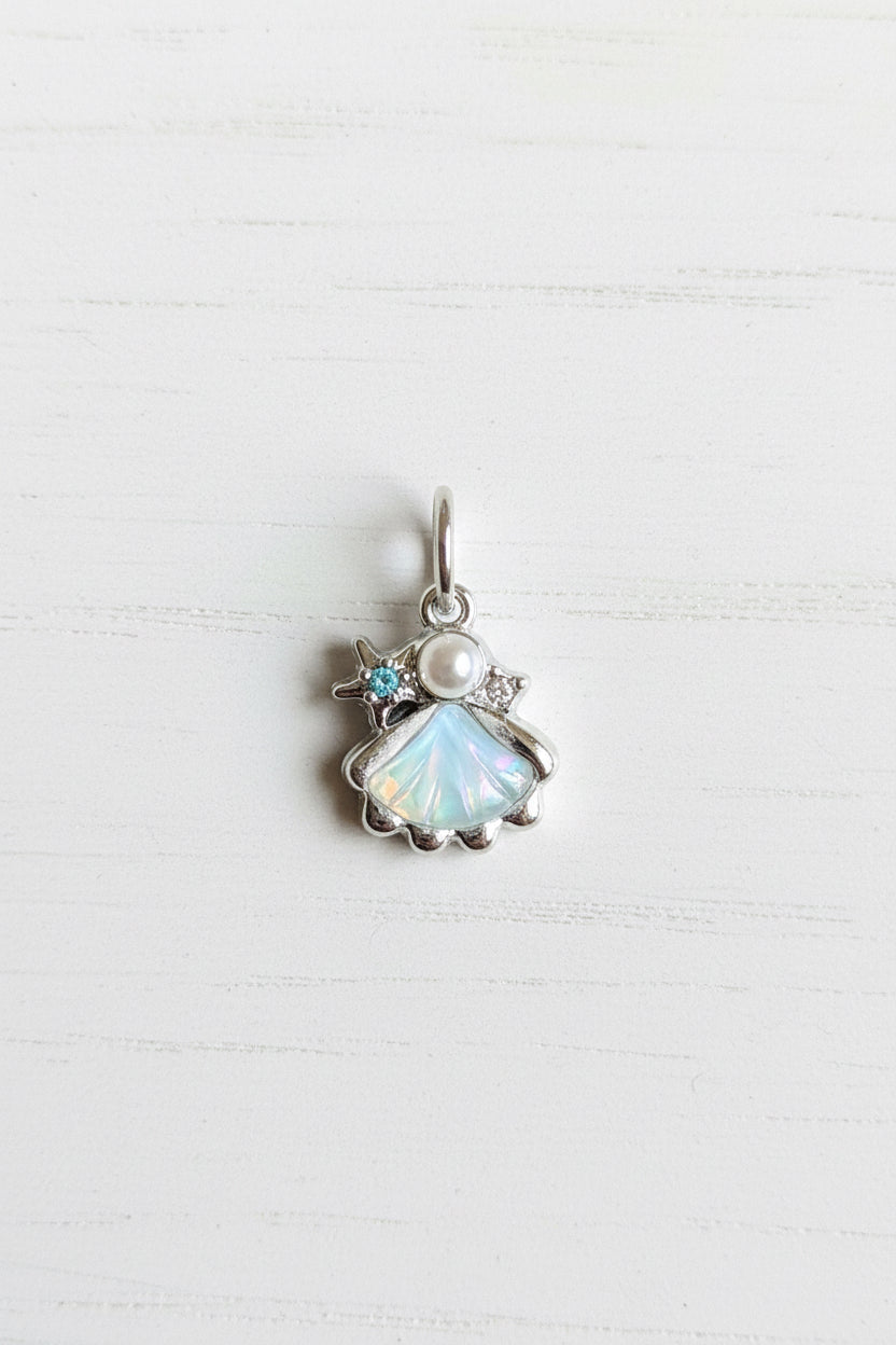 Shell pendant charm for jewellery making, sold individually