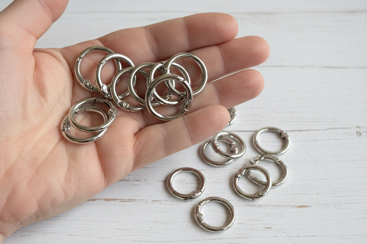 23mm silver o-rings for keychains pack of 5 – sturdy metal keychain findings for DIY craft projects | Kingyscrafts
