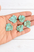 Pack of 20 pastel acrylic maple leaf beads