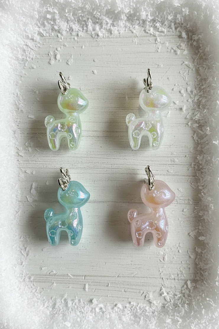  resin reindeer pendant with silver bail loop for Christmas jewellery making