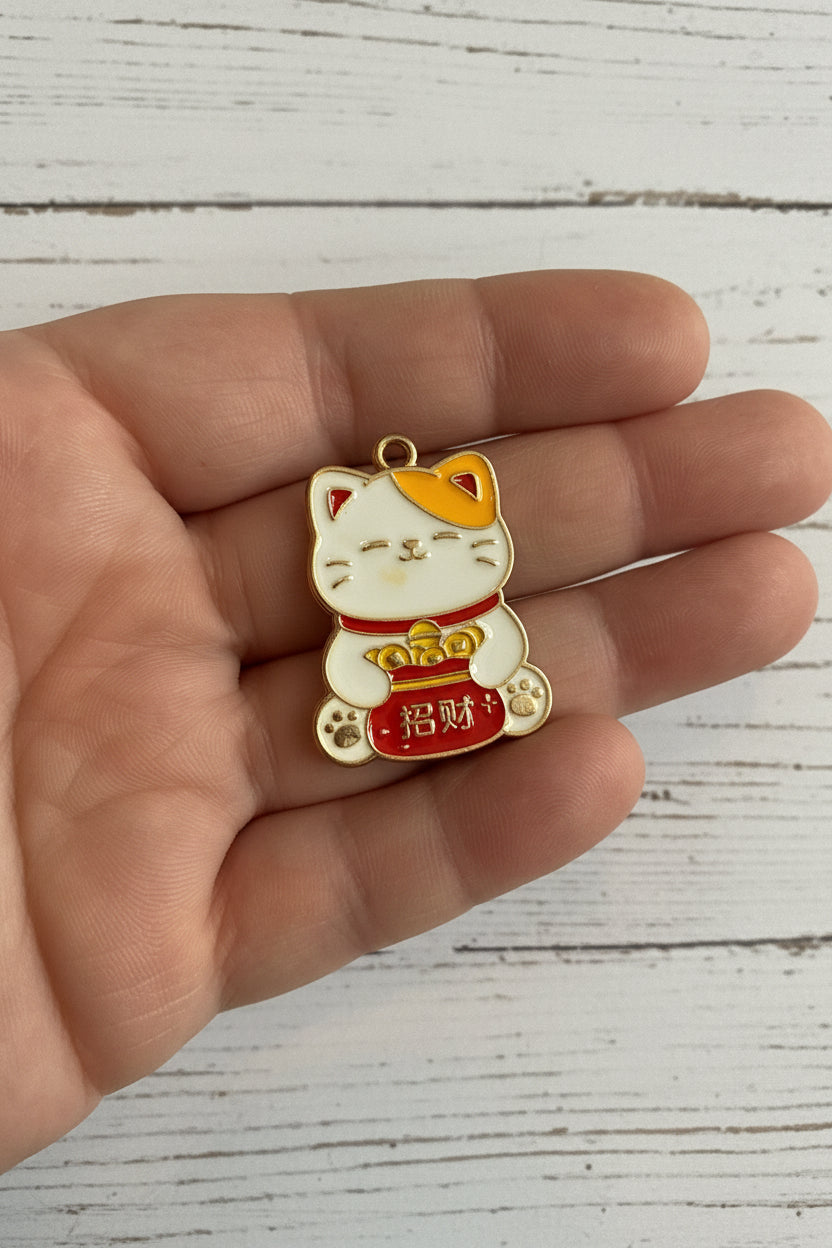 Chinese lucky cat metal pendant charm for keychains and jewellery making