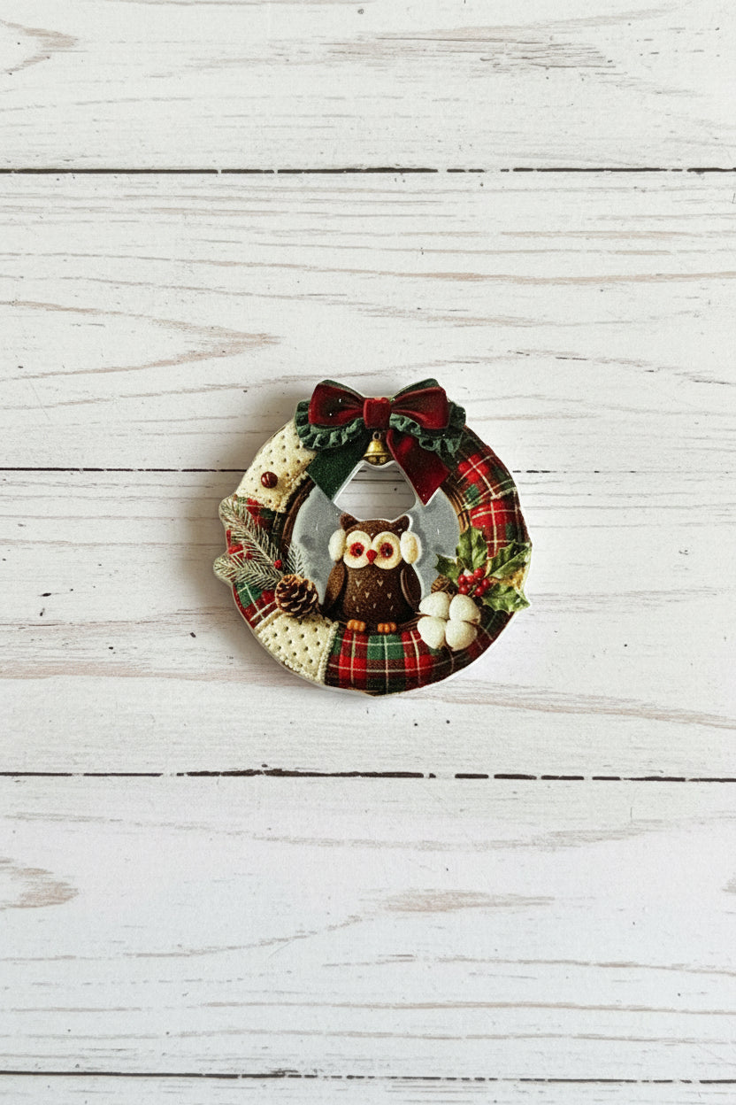 Acrylic Christmas wreath bead with cute animal and gingerbread design – sold individually