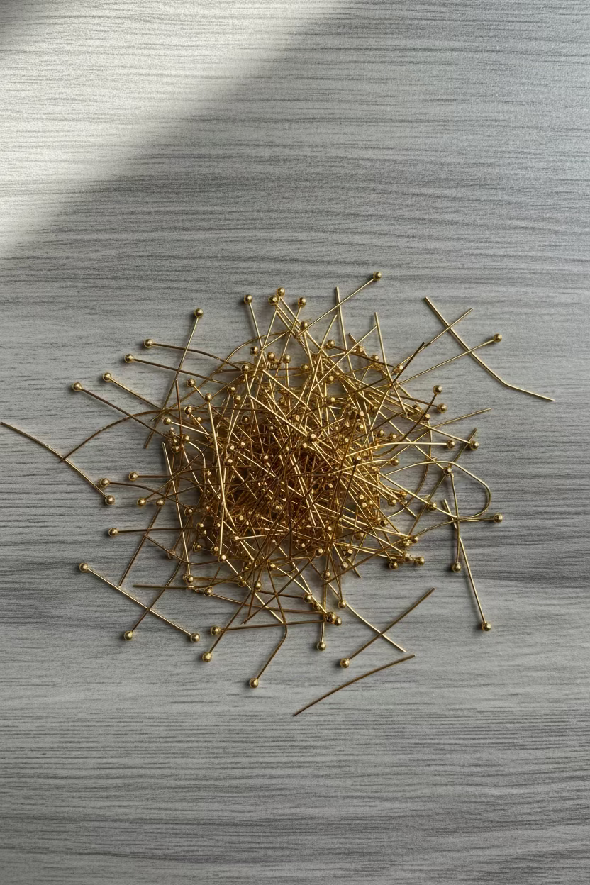 2.5cm long Ball Head Pins - 3g pack