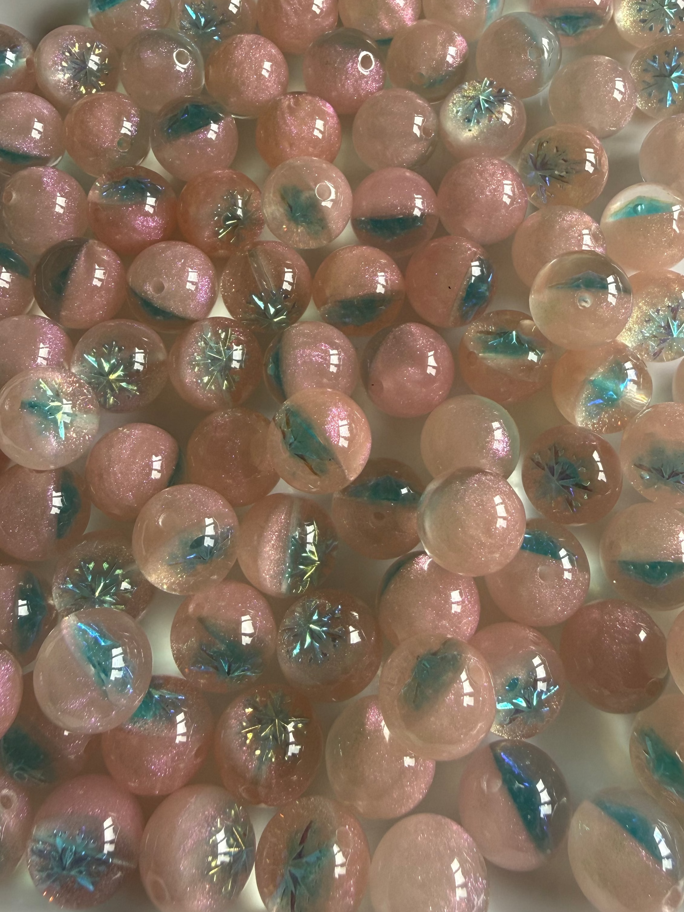 16mm Snowflake Beads - pack of 5 - colour changing